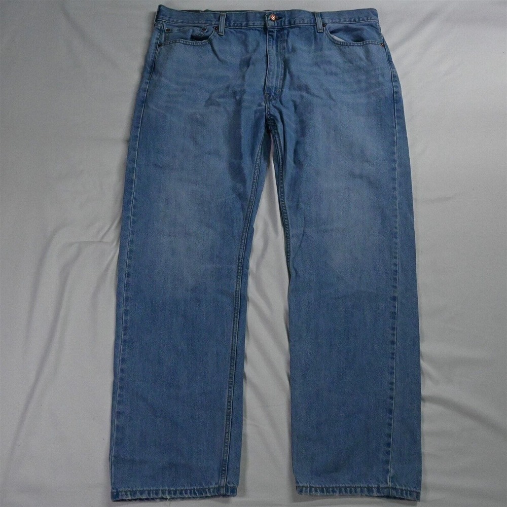 Levis 42 x 32 505 Straight Fit Light‎ Wash Denim Jeans